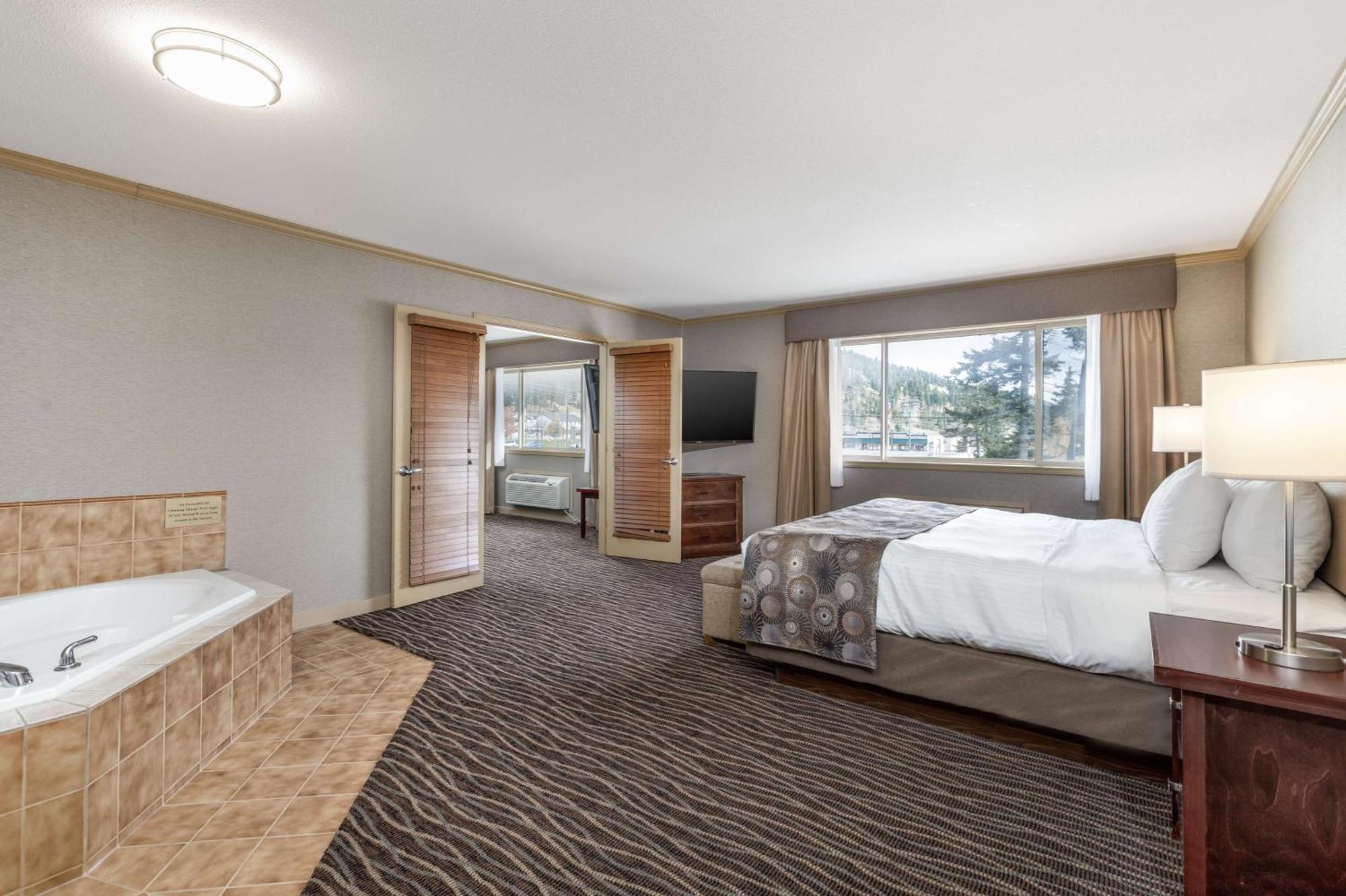 Prestige Radium Hot Springs Resort, Worldhotels Crafted Exterior foto