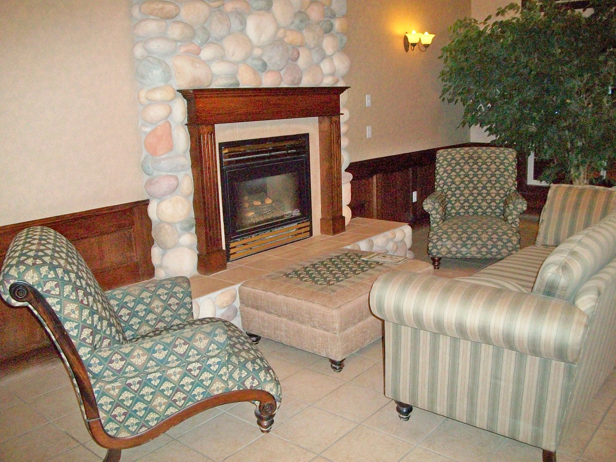 Prestige Radium Hot Springs Resort, Worldhotels Crafted Exterior foto